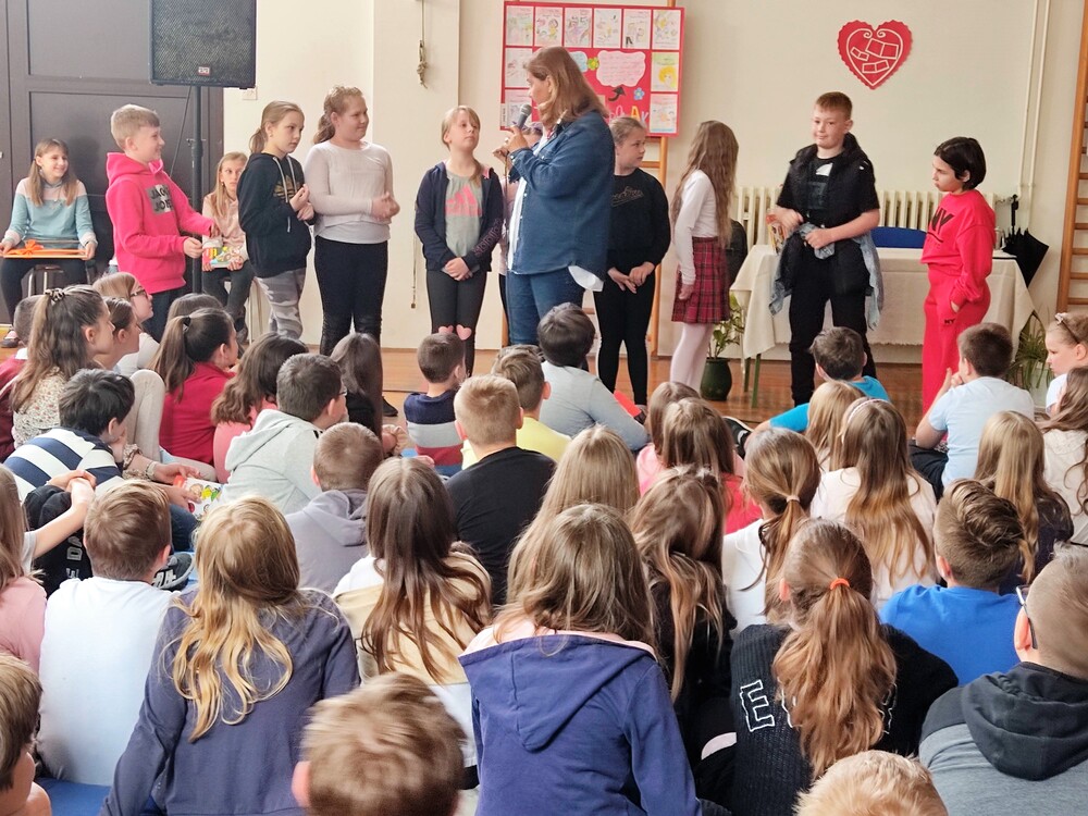 Književni susret učenika sa Sanjom Polak