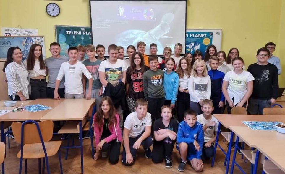 Zajednička fotografija učenika Škole i članova Savjeta mladih