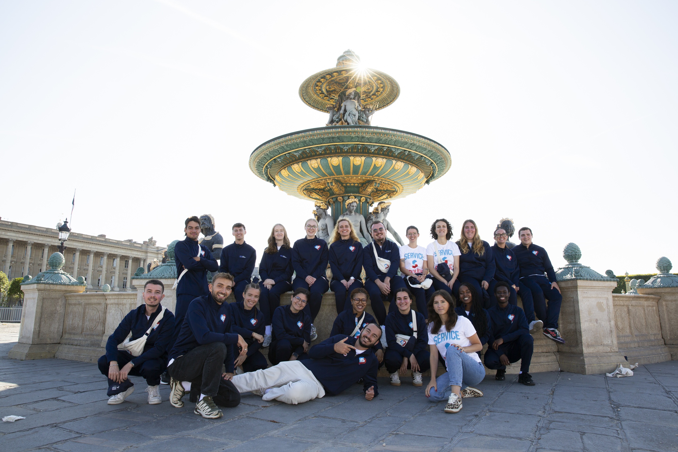 Jonas and fellow volunteers of Service Civique