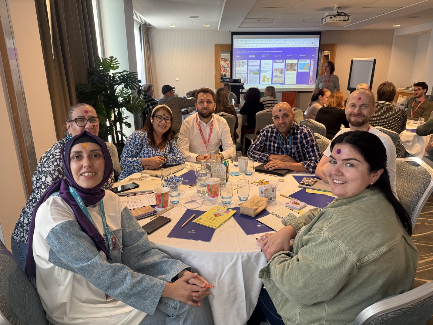 Zehra during her volunteering informing about EU Youth opportunies