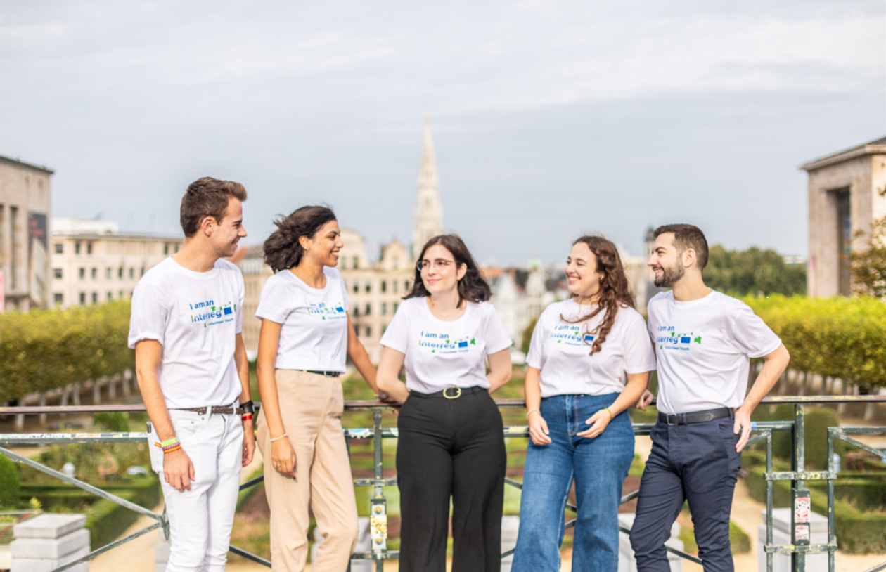 5 young participants of Interreg Youth