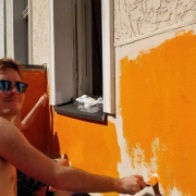 Painting the shared apartment in Berlin